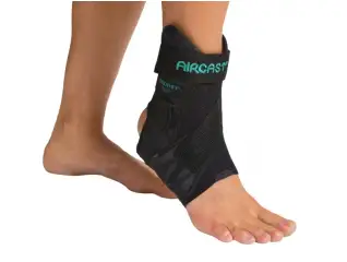 מקבע קרסול איירספורט Airsport מבית AirCast DJO 