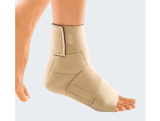 יחידת לחץ לקרסול בהתאמה אישית Juxtalite® premium ankle foot wrap מבית Medi 