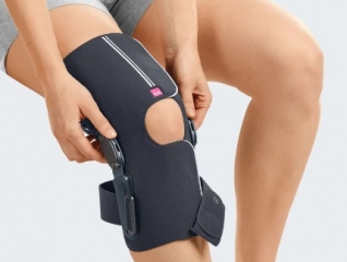 סטבימד מייצב ברך לאי יציבות קדמית/אחורית – ®Stabimed מבית medi