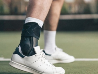 מייצב קרסול לספורטאים אקטיפוט ™ActyFoot מבית AirCast