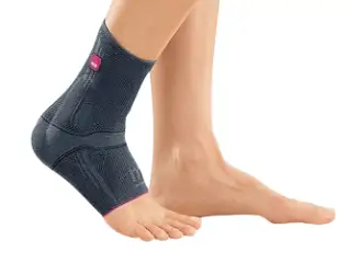 תומך קרסול אלסטי לבמד Levamed מבית חברת מדי Medi