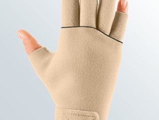 יחידת לחץ לכף יד בהתאמה אישית CircAid® Juxtafit® essentials glove מבית Medi   