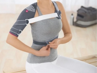 תומך פעיל לכתף אומומד Omomed® Shoulder support מבית medi